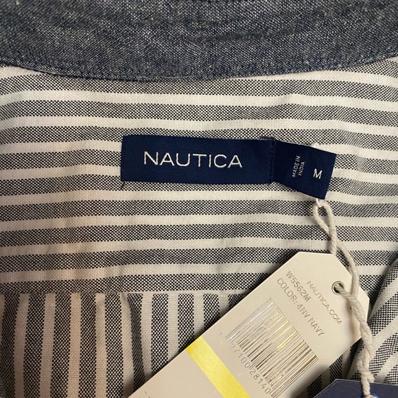 NEW! Nautica Gray and White Striped Button down Casual Shirt Size Medium Easter - Picture 5 of 6